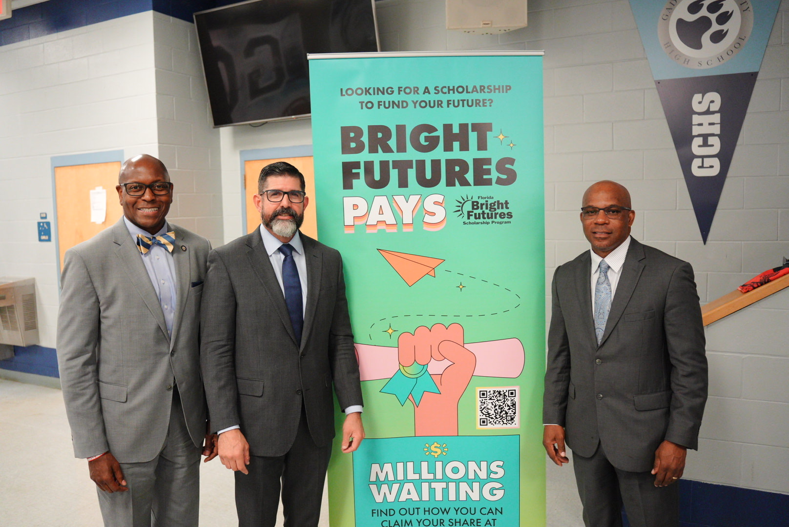 Commissioner Diaz and Secretary Davis Team Up to Inform Students About Bright Futures Scholarships