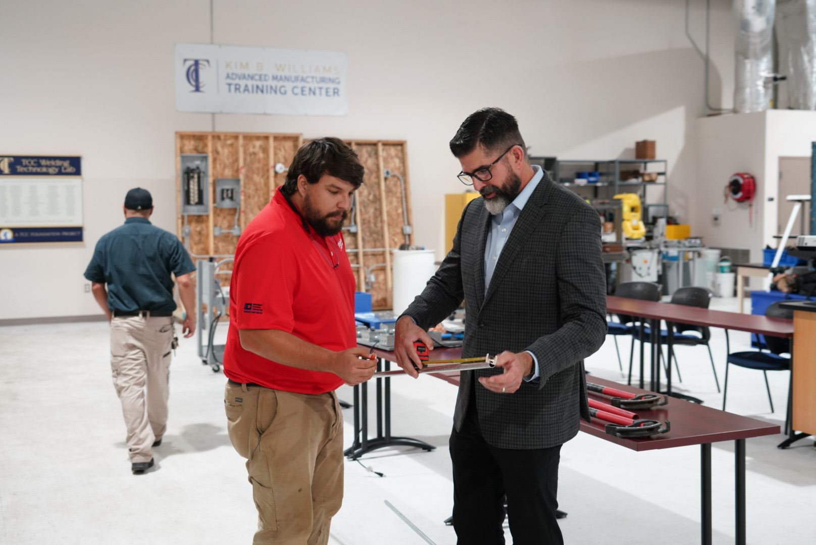 Commissioner Diaz visiting Tallahassee Community College to see their Electrical Apprenticeship Program in action